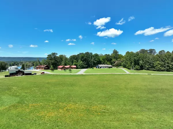 Spring City, TN 37381,3335 Spring Harbor Drive