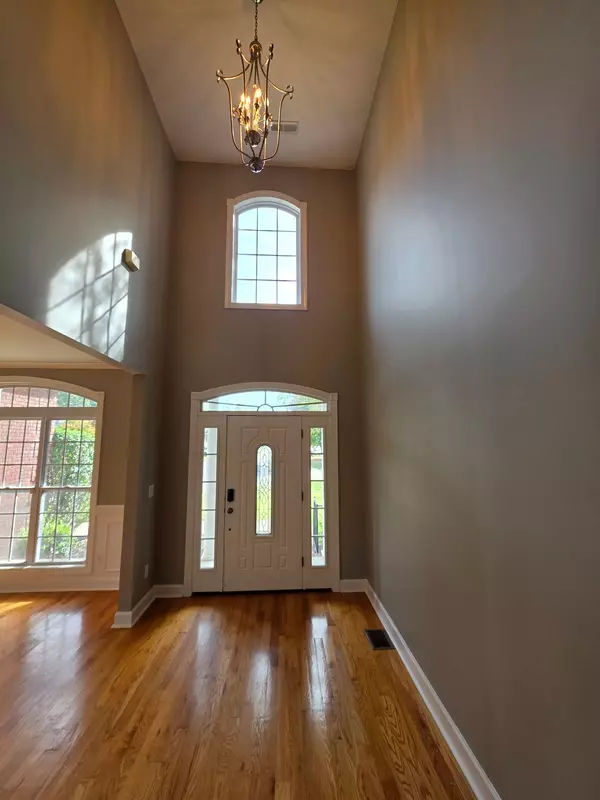 Adams, TN 37010,1224 Voyage Ct