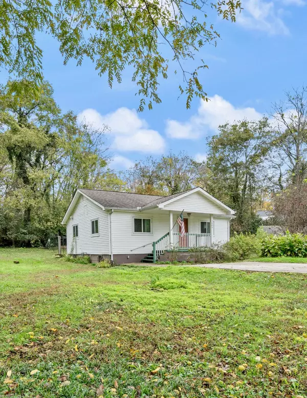 Columbia, TN 38401,1004 Billy Lee St