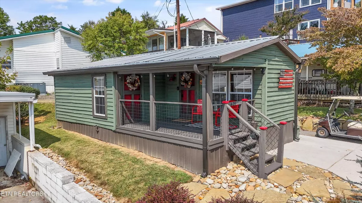 Townsend, TN 37882,621 Whistling Swan St