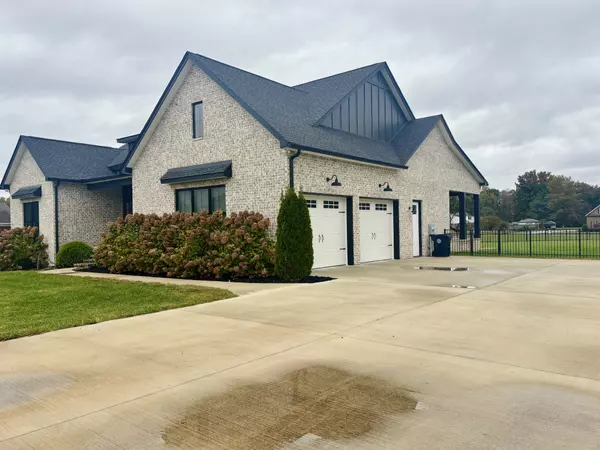 Smithville, TN 37166,164 Black Oak Ln