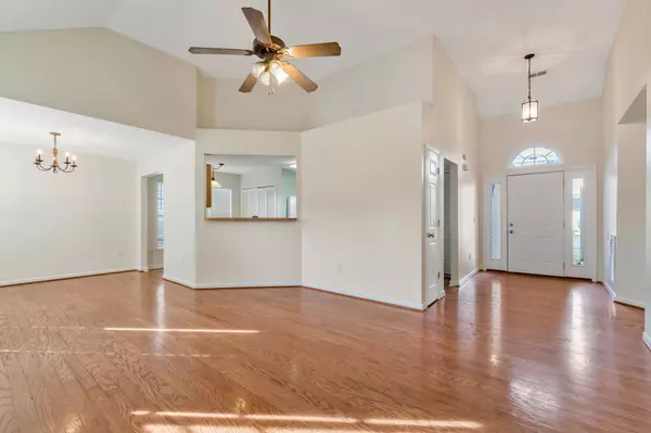 Antioch, TN 37013,2521 Kanlow Dr