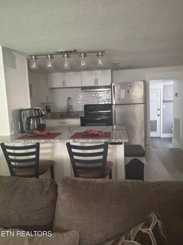 Maryville, TN 37803,239 Boardman Ave