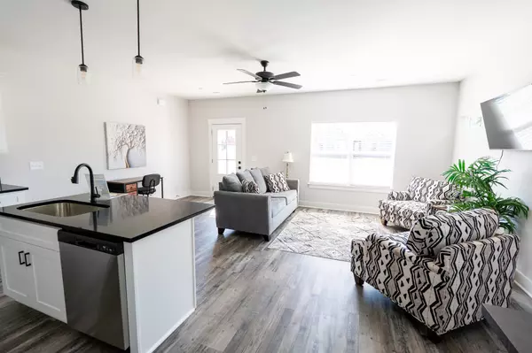 Murfreesboro, TN 37130,2315 Gold Valley Dr #C1