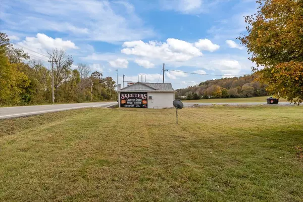 Dickson, TN 37055,2201 Yellow Creek Rd