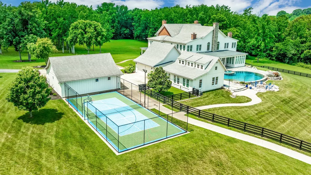 4810 Scenic Oaks Ln, Thompsons Station, TN 37179