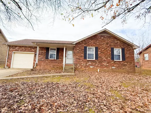 1264 Cloverdale Dr, Clarksville, TN 37040