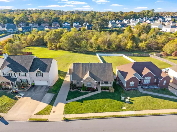 3216 Timberdale Drive, Clarksville, TN 37042