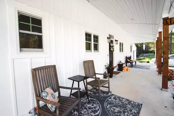 Walling, TN 38587,608 Lakeview Rd