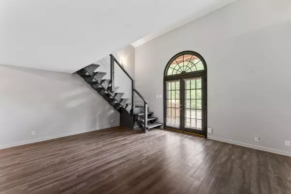 Nashville, TN 37221,214 Old Hickory Blvd #135