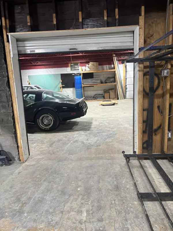 Hendersonville, TN 37075,65 New Shackle Island Road