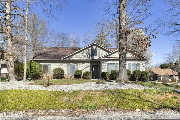 122 Oohleeno Way, Loudon, TN 37774