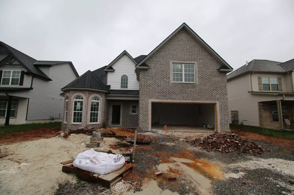 Clarksville, TN 37040,584 Summerfield