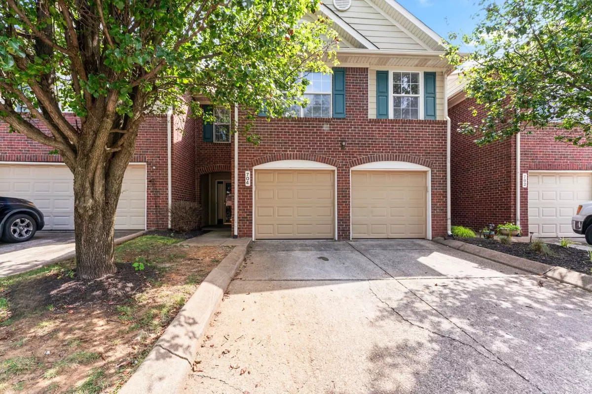 Smyrna, TN 37167,704 Heath Pl