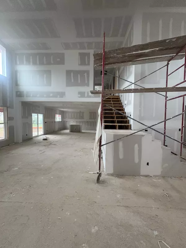 Pleasant View, TN 37146,370 Young Ln