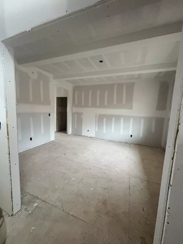 Pleasant View, TN 37146,370 Young Ln