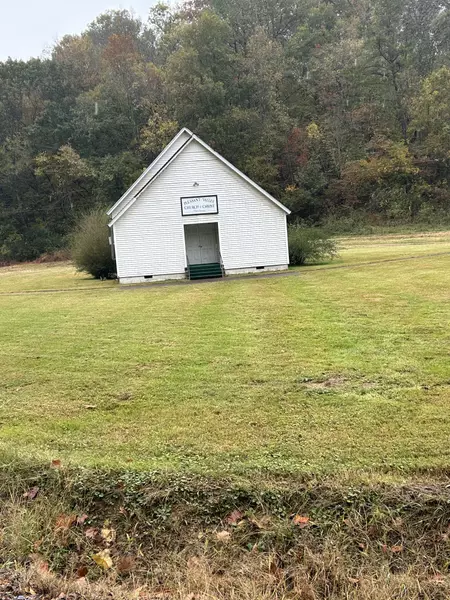 470 Pleasant Valley Rd, Ethridge, TN 38456