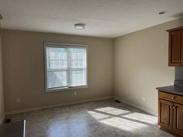 Gallatin, TN 37066,851 Hartsville Pike