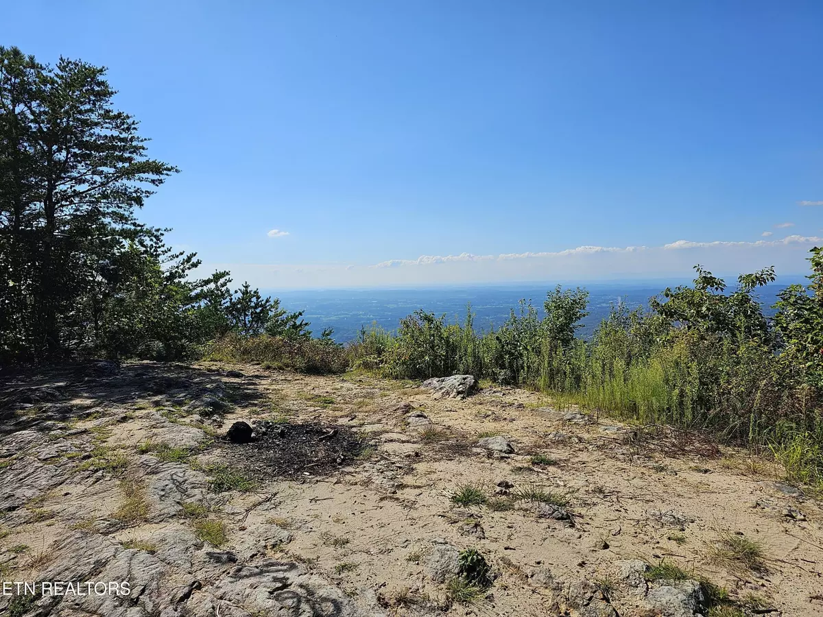 Sevierville, TN 37862,2820 Dupont Springs Rd