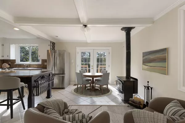 325 Melpar Dr, Nashville, TN 37211