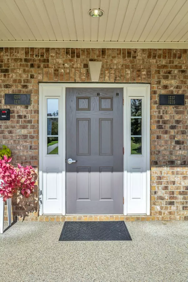 Franklin, TN 37067,1235 Park Run Dr