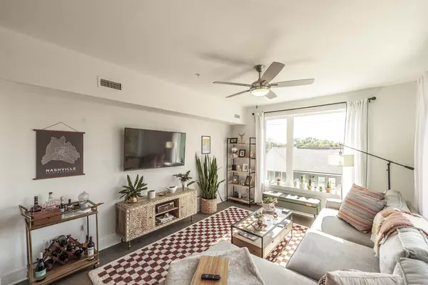 Nashville, TN 37216,1041 E Trinity Ln #301