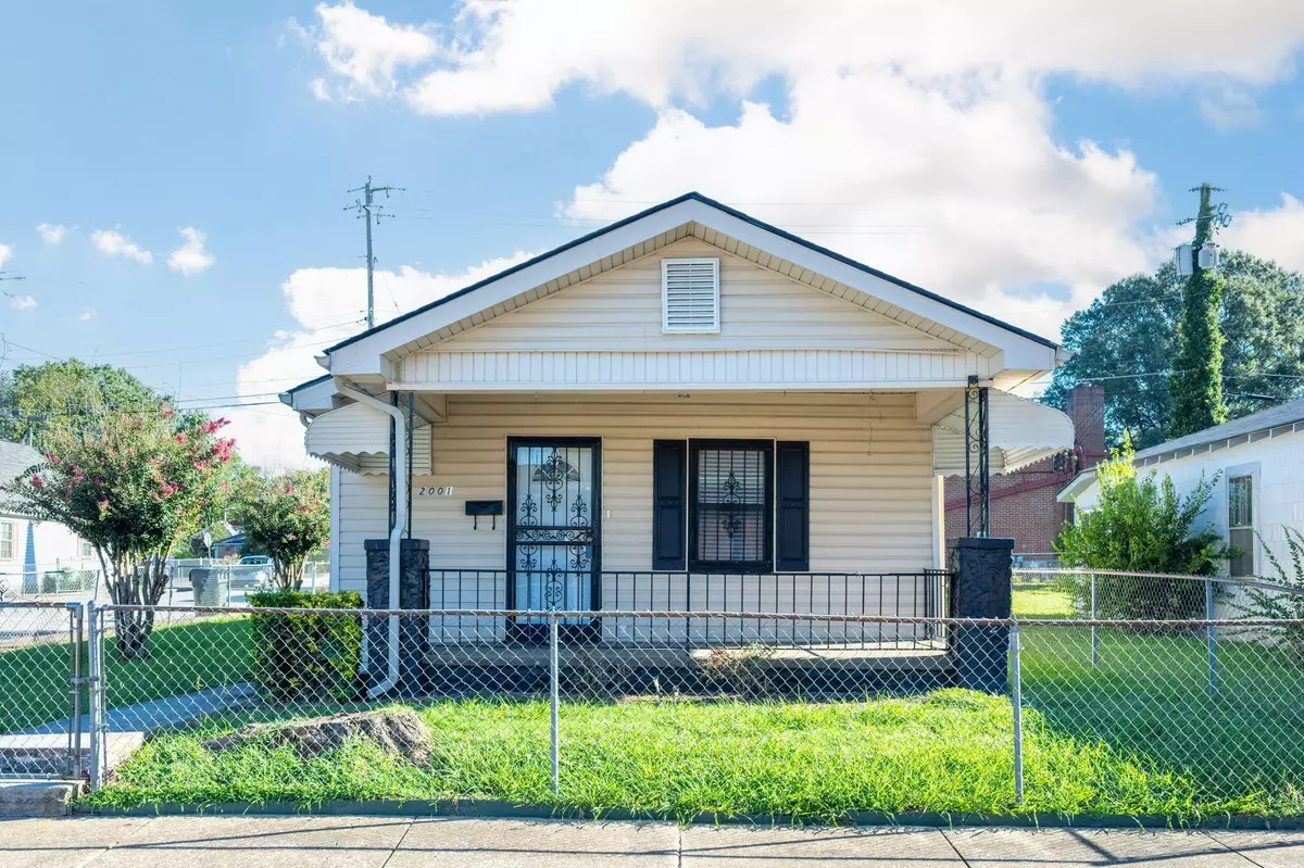 Chattanooga, TN 37404,2001 Jackson Street