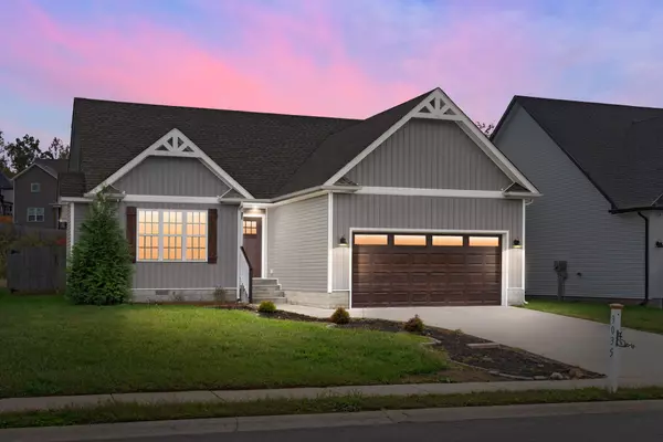 3035 Core Dr, Clarksville, TN 37040