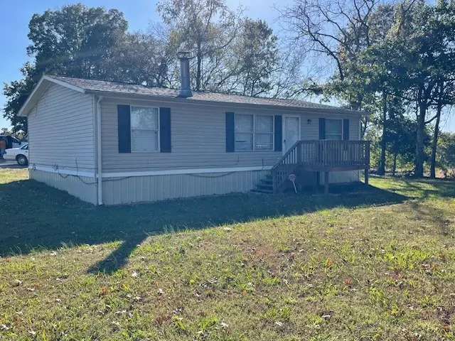 391 Lower Halls Mill Rd, Shelbyville, TN 37160