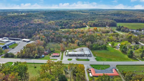 Crossville, TN 38572,2278 Highway 127 #S