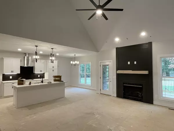 Clarksville, TN 37042,1330 Reda Dr