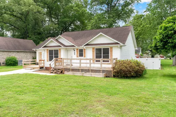 Tullahoma, TN 37388,114 Bradbury Ct