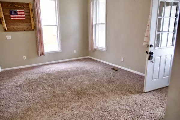 Centerville, TN 37033,106 Murphree Ave