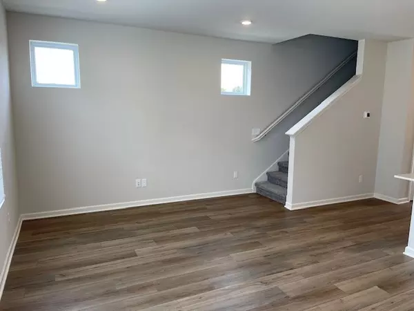 White House, TN 37188,856 Big Bend Ct