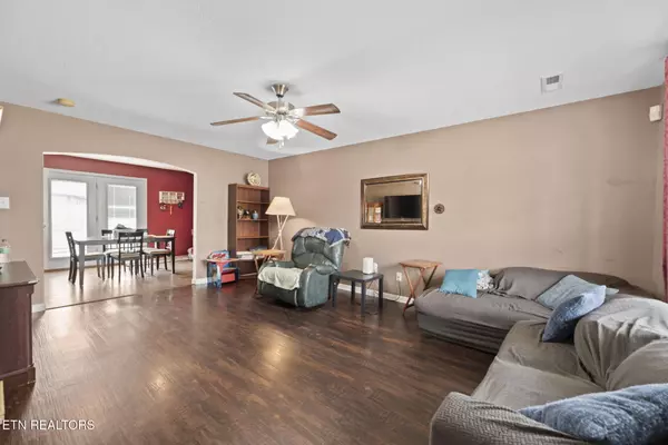 Corryton, TN 37721,7729 Longshanks Rd