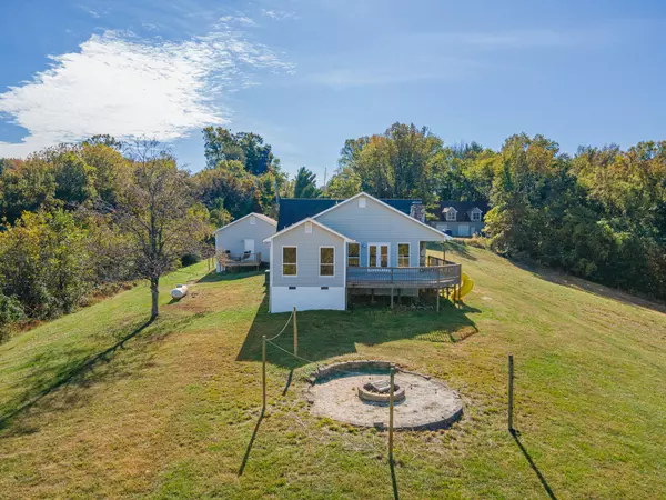 2191 Garner Rd, Mount Pleasant, TN 38474