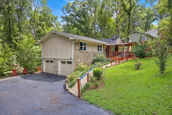 Hixson, TN 37343,7716 Ridge Bay Drive