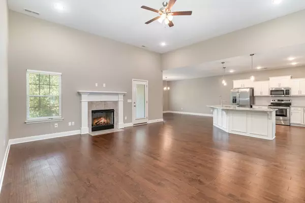 Murfreesboro, TN 37128,2406 Tredwell Ave