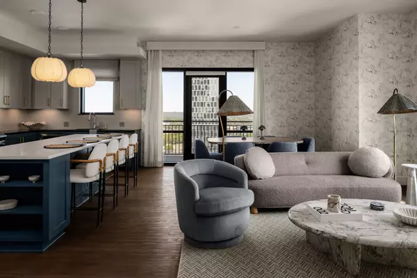 Nashville, TN 37203,930 Commerce St #2