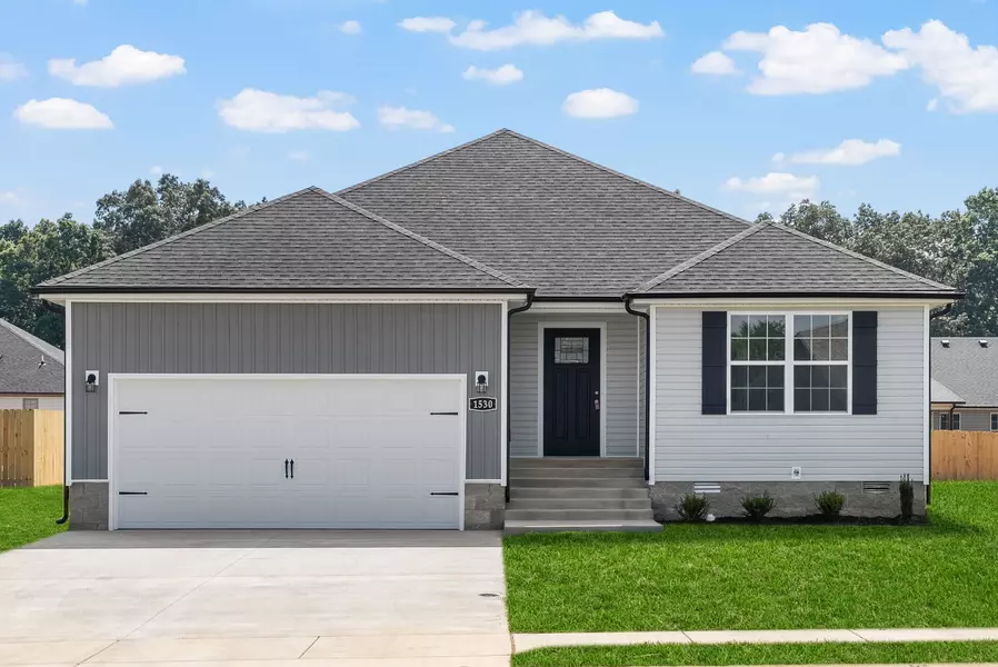 1530 Fredrick Dr, Clarksville, TN 37042