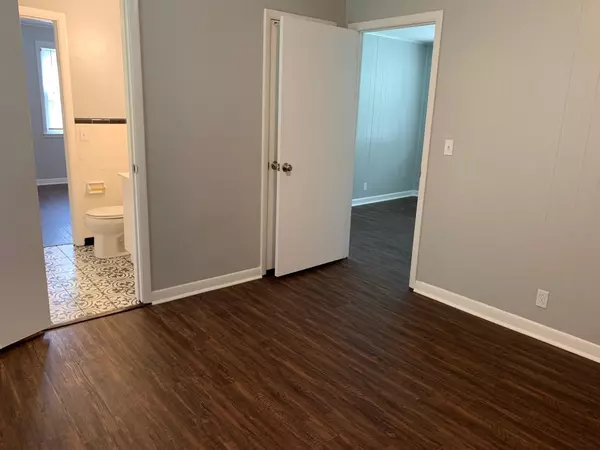 Nashville, TN 37214,287 McGavock Pike