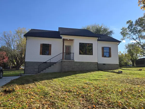 313 Dreamland Drive, Greenbrier, TN 37073