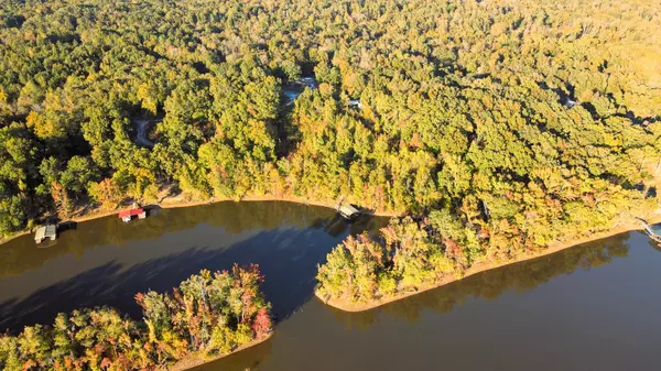 Camden, TN 38320,0 Davis N Lake Access Rd