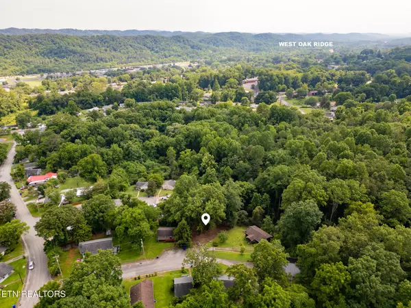 Oak Ridge, TN 37830,107 Jay Lane