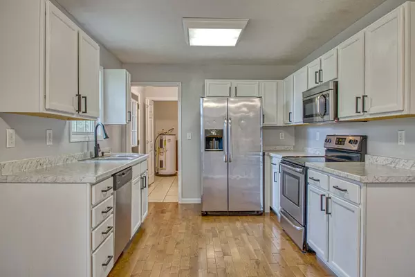 Sparta, TN 38583,731 Howell St