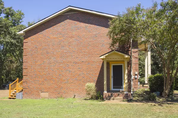 Nashville, TN 37217,716 Holder Dr