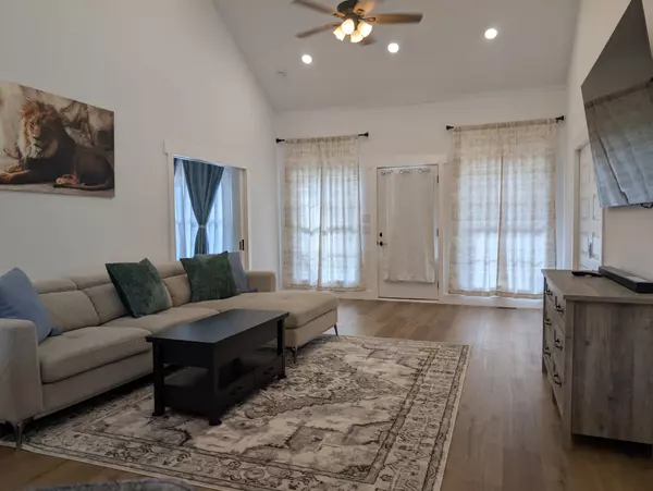 Bradyville, TN 37026,138 Pawnee Dr