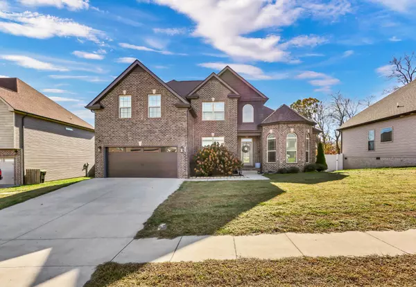 106 David Keith Ln, Clarksville, TN 37042