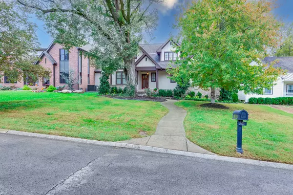 Nashville, TN 37209,210 38th Ave #N