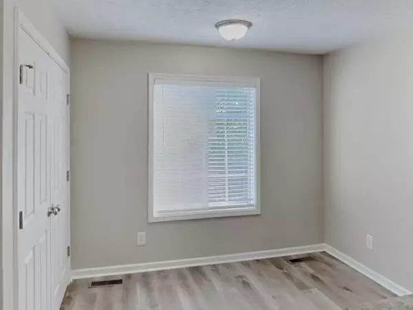 Gallatin, TN 37066,989 Chesire Way